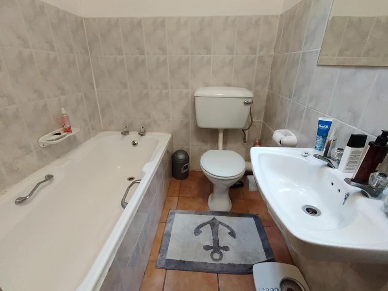 3 Bedroom Property for Sale in Somerset West Western Cape